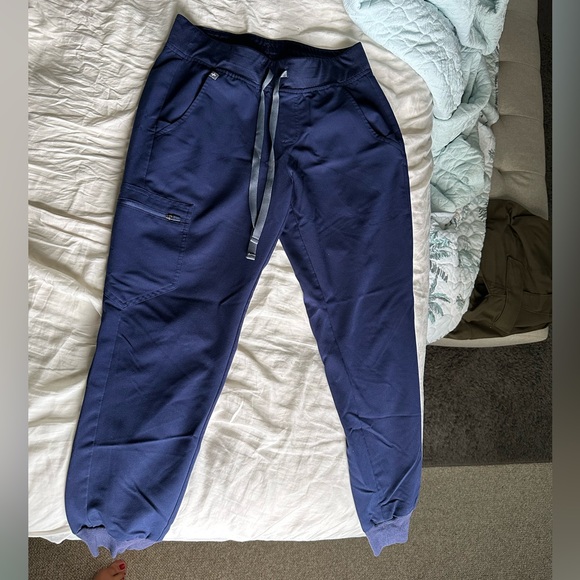 Figs Pants & Jumpsuits Figs Zamora Joggers Small Petite In Navy